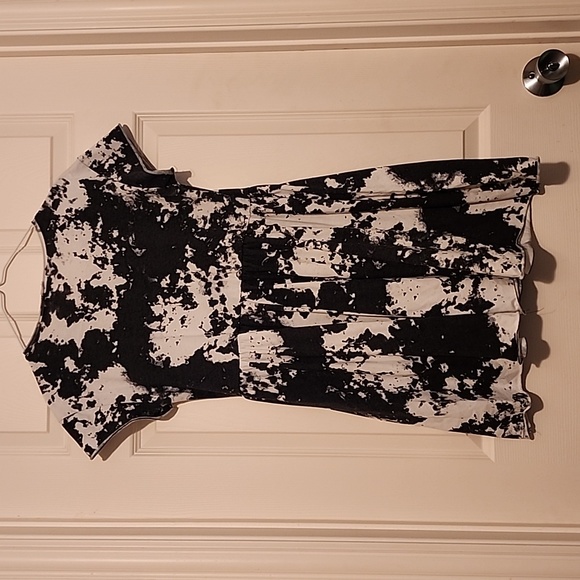 Abound Short Cap Sleeve Raw Edge Crew Neck T Shirt Mini Dress - Picture 6 of 6